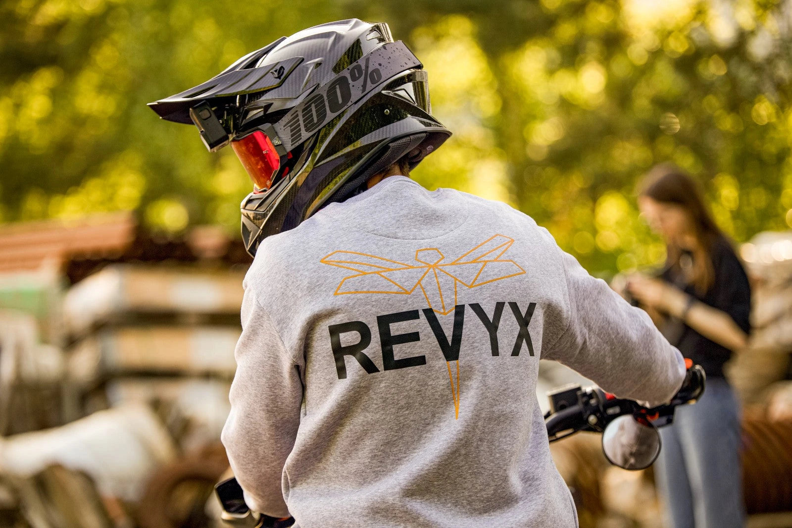 Hoodies & Pullover - Revyx